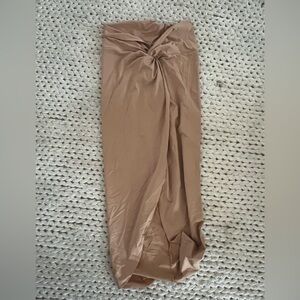 Skims nude sarong